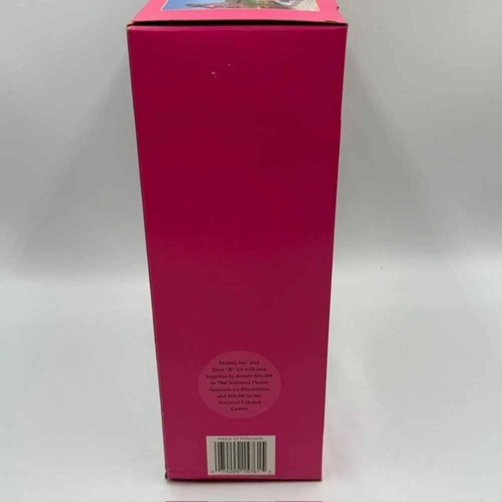 Mattel Share a Smile Becky Doll Wheelchair Special Edition 1996 NIB 15761
